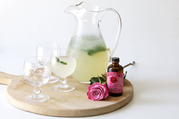 Lemonade with rose water essence
