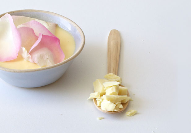 White chocolate and rose water ice cream White chocolate ice cream with rose water